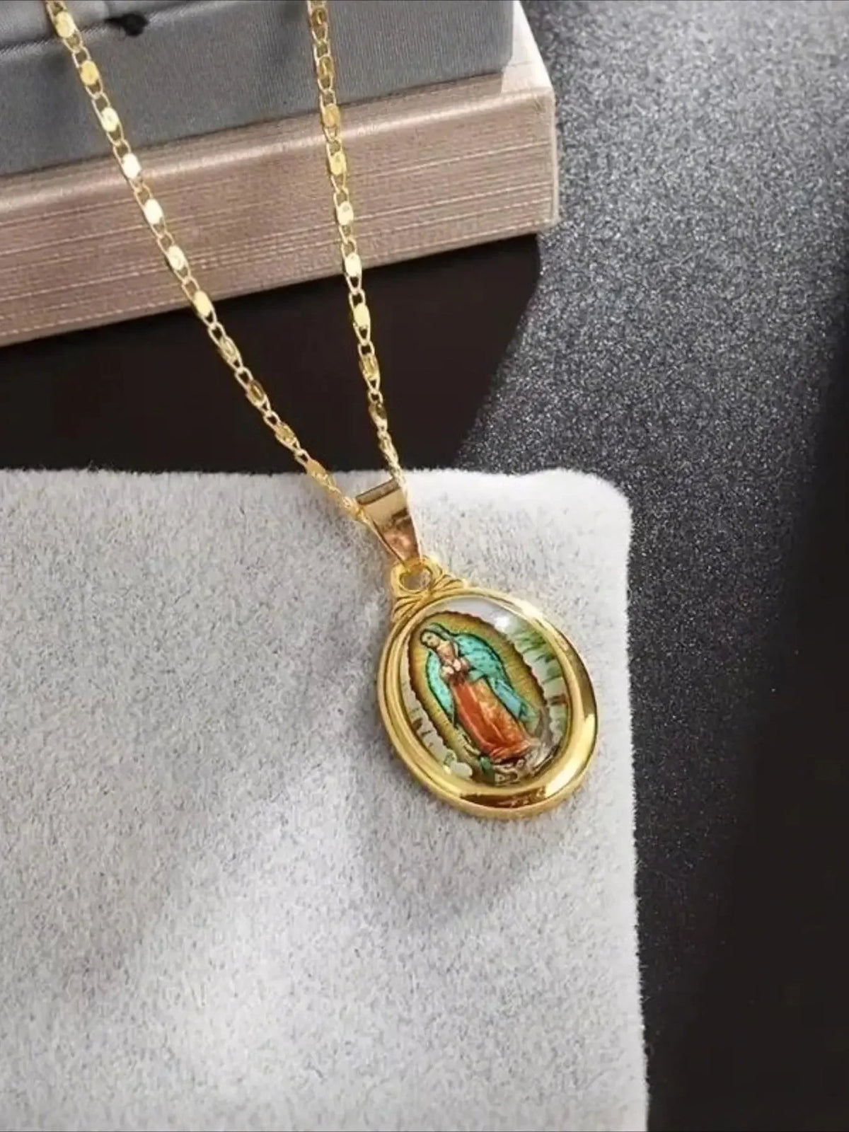 Virgin Mary Pendant Necklace Unisex Inspirational Faith Jewelry