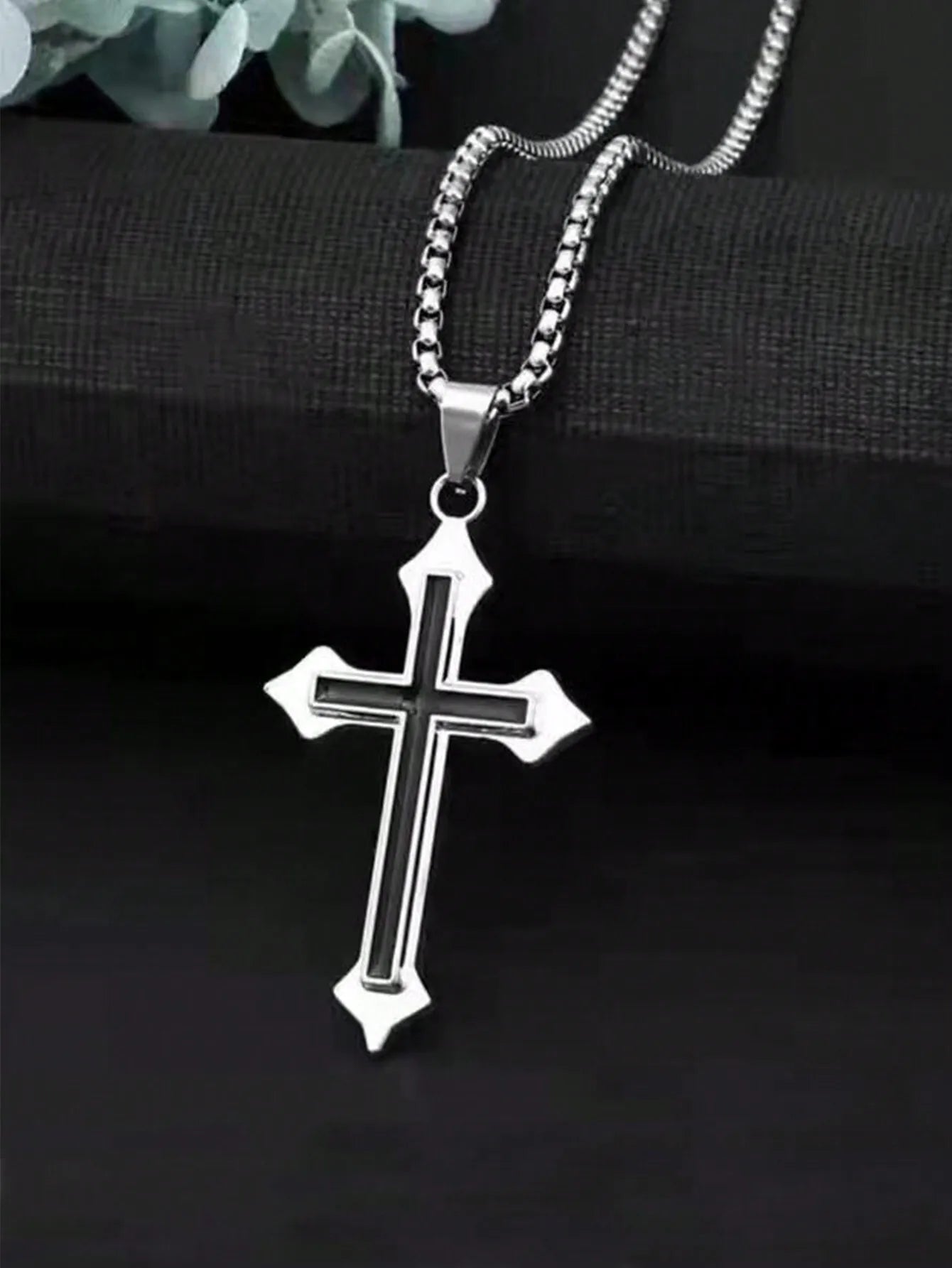Stainless Steel Unisex Pendant Necklace For Hoodies And Daily Use