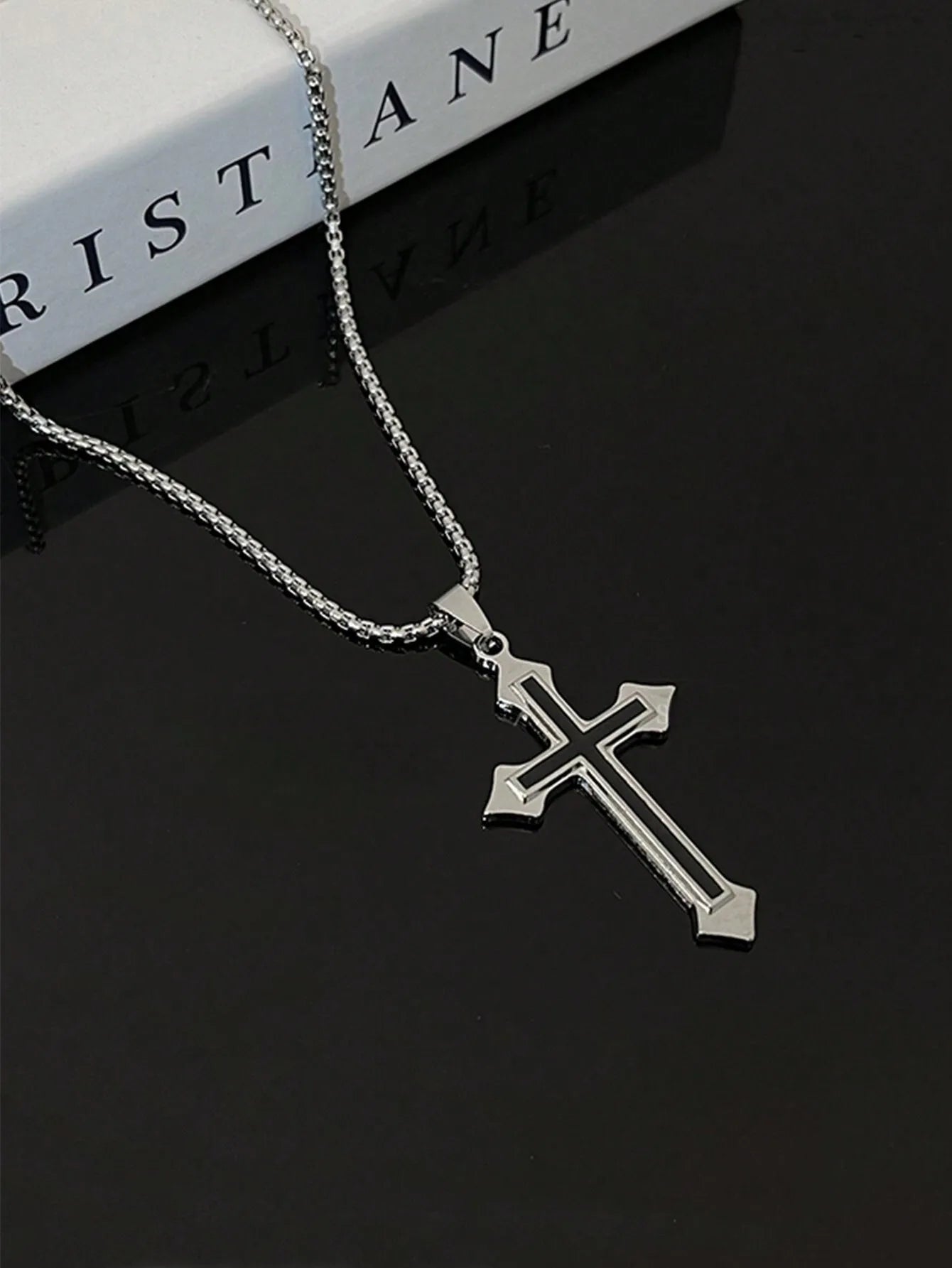 Stainless Steel Unisex Pendant Necklace For Hoodies And Daily Use