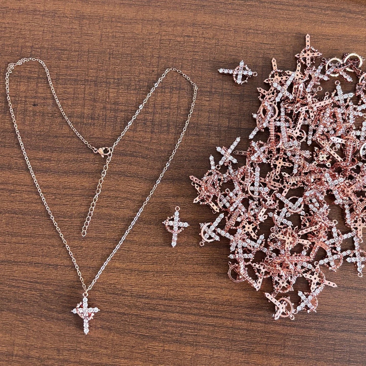 Cross Pendant Necklace With Moissanite Stone And Silver Chain