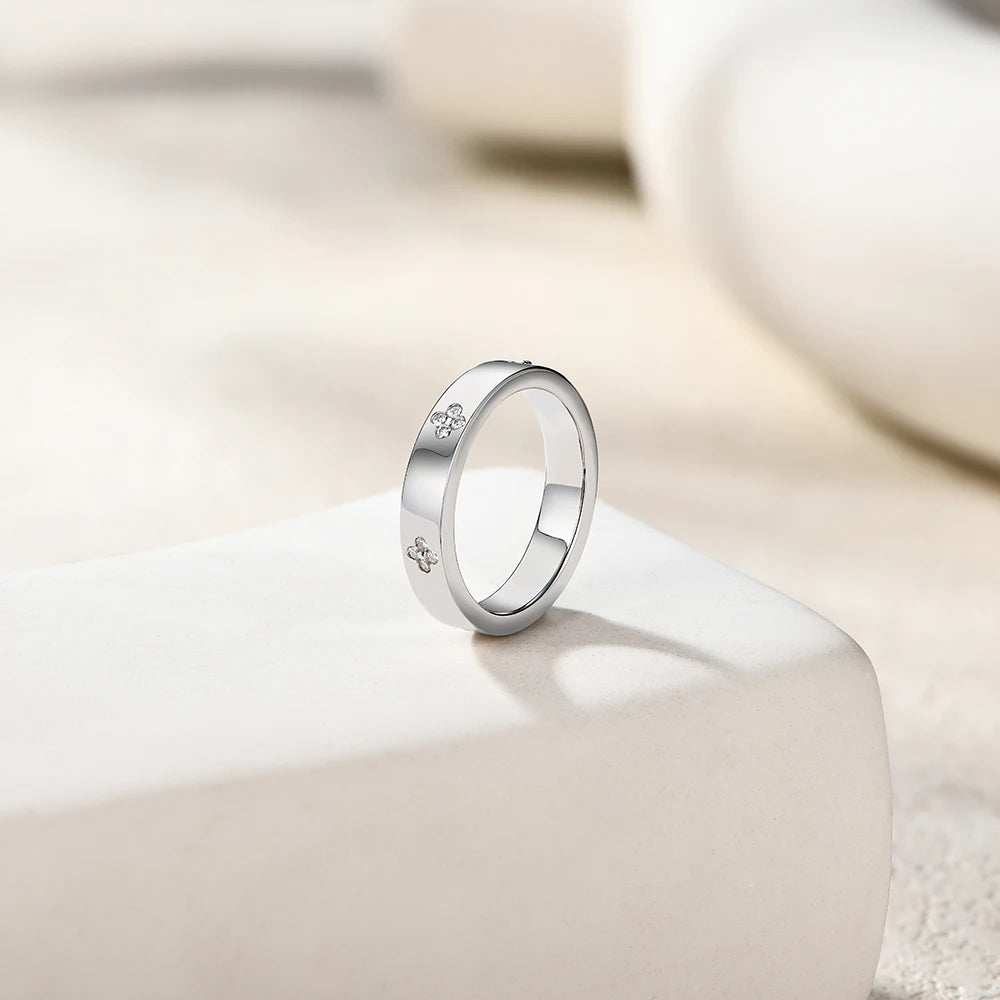 Attagems Round Cut Moissanite S925 Sterling Silver Wedding Ring