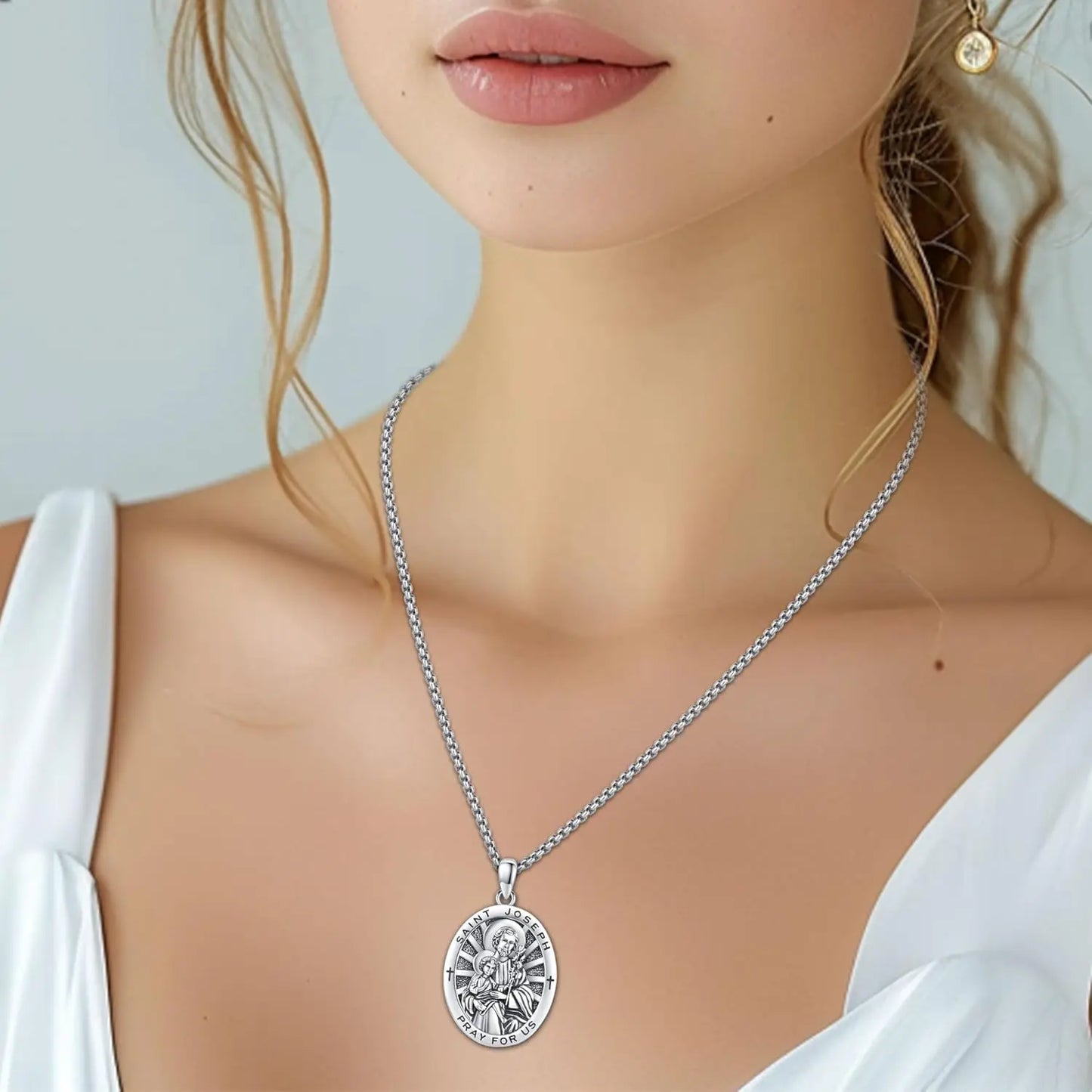 Drinsper 925 Sterling Silver Saint Joseph Medal Pendant Necklace
